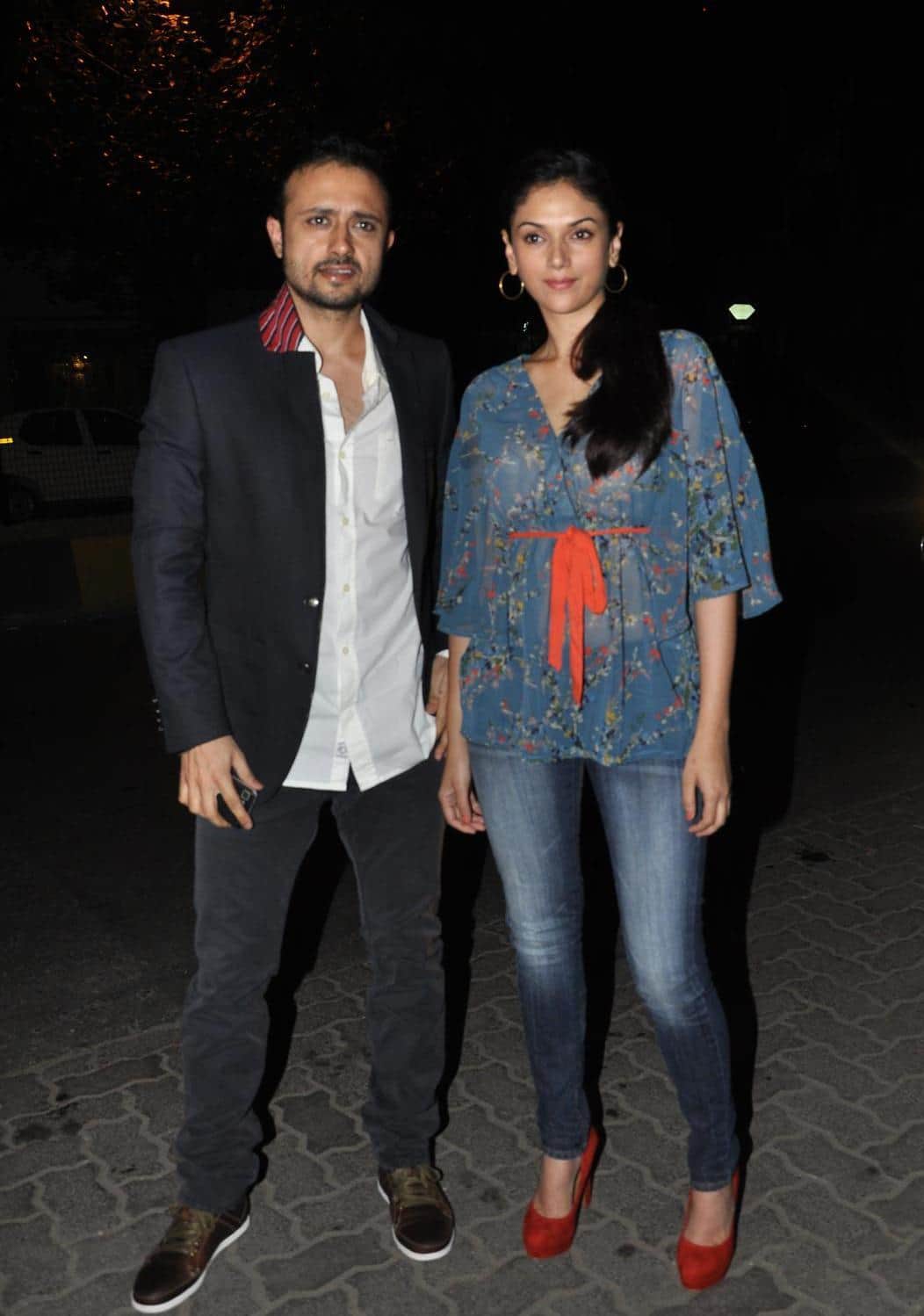Neena Gupta daughter Masaba Gupta dating actor Satyadeep Mishra both are spending time in goa