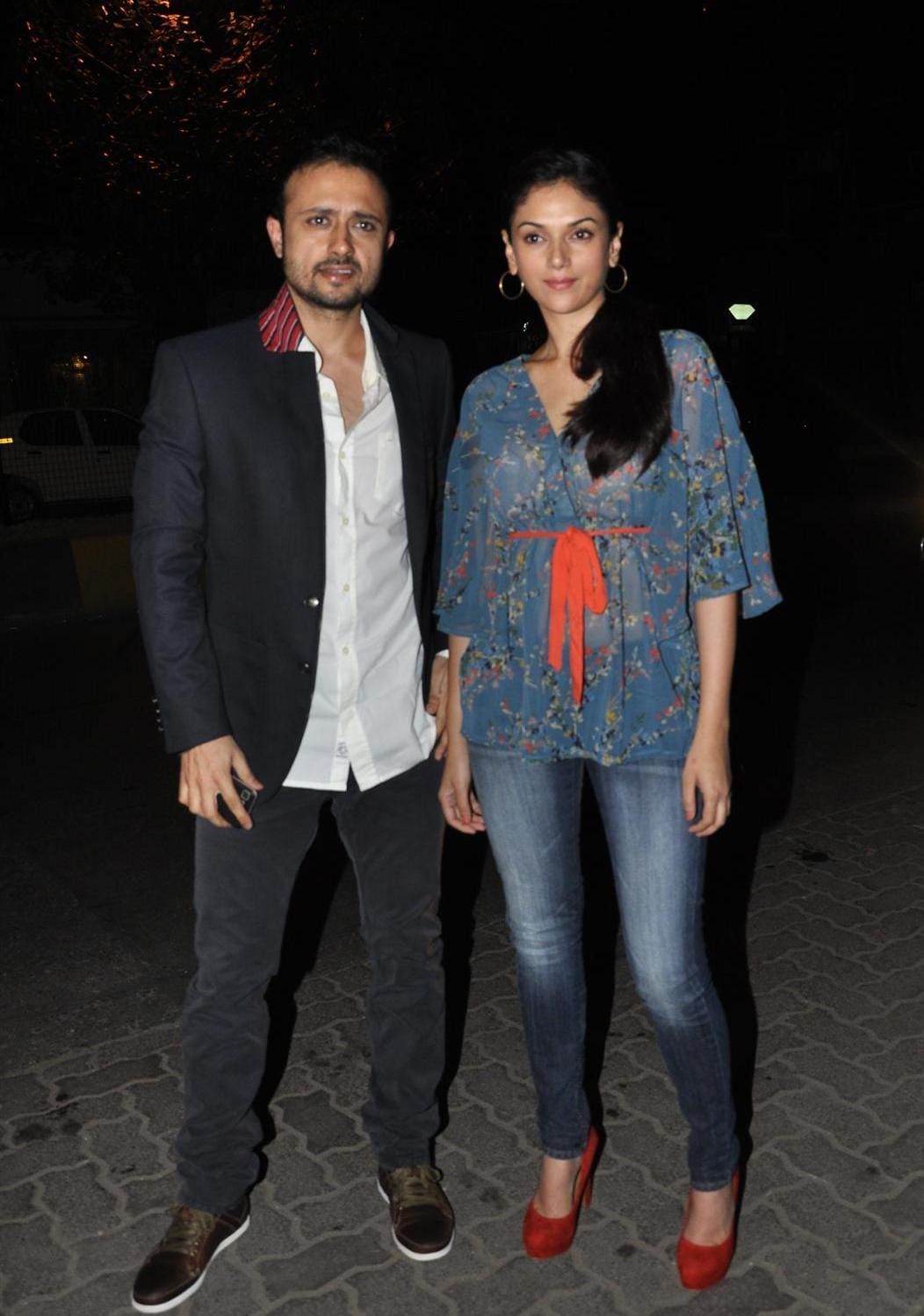 Neena Gupta daughter Masaba Gupta dating actor Satyadeep Mishra both are spending time in goa