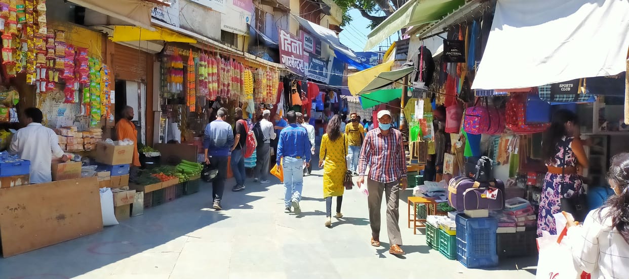 both side shops are open