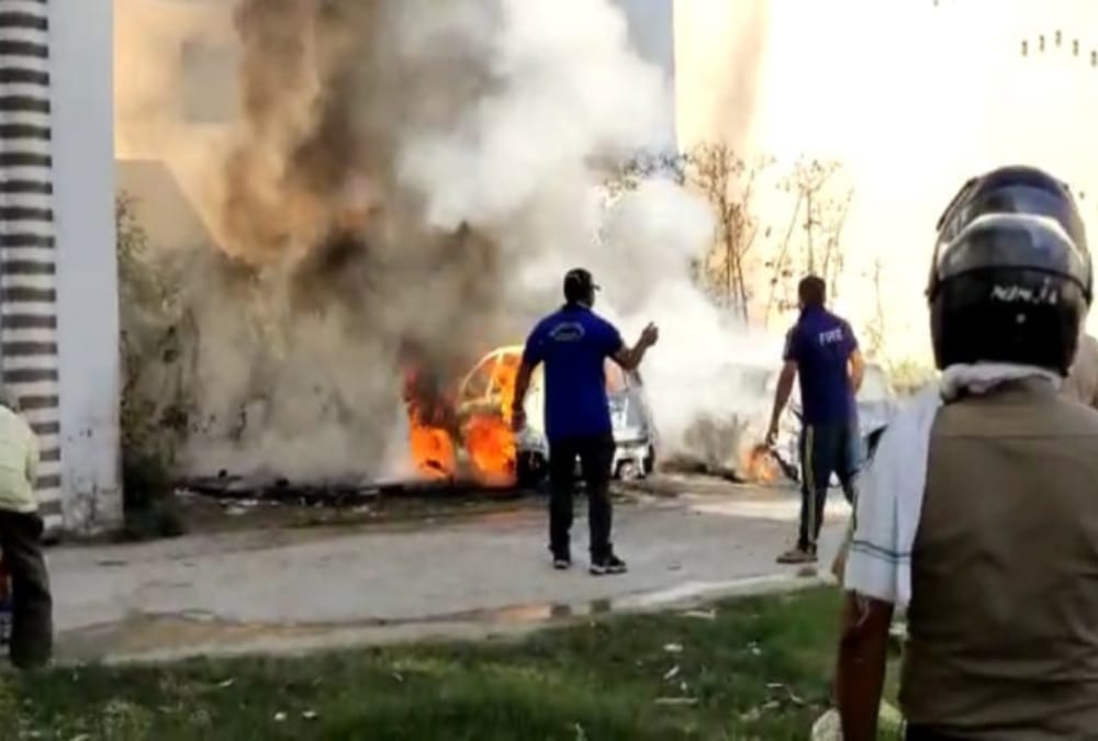 Two Cars caught fire in Residential Colony Haridwar, See Photos