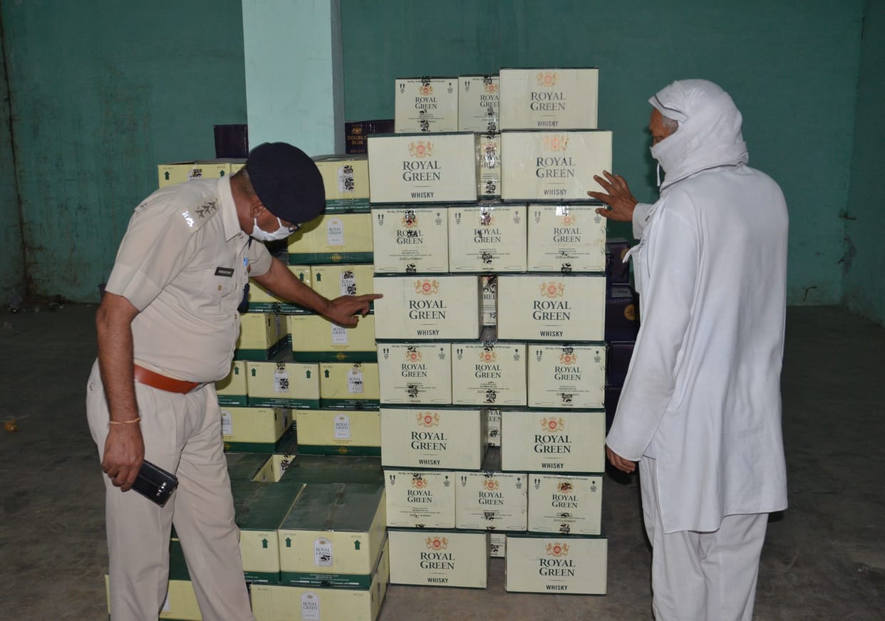 Excixe and Taxation team and police raid of five godown of L1.