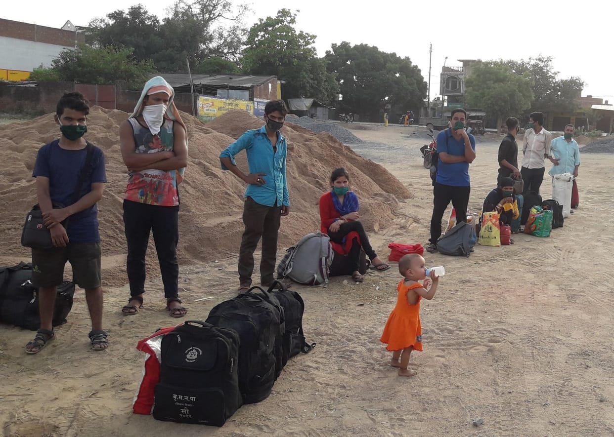 Truck carrying 54 Nepalis caught from Mumbai