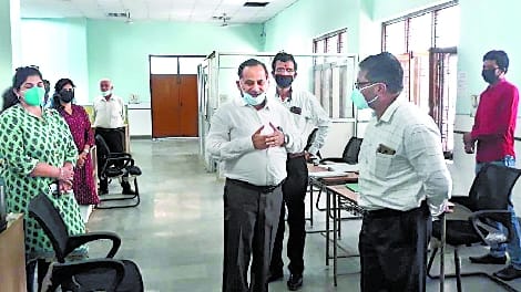 Bareilly: Assessment started in the university amidst opposition from Ruta
