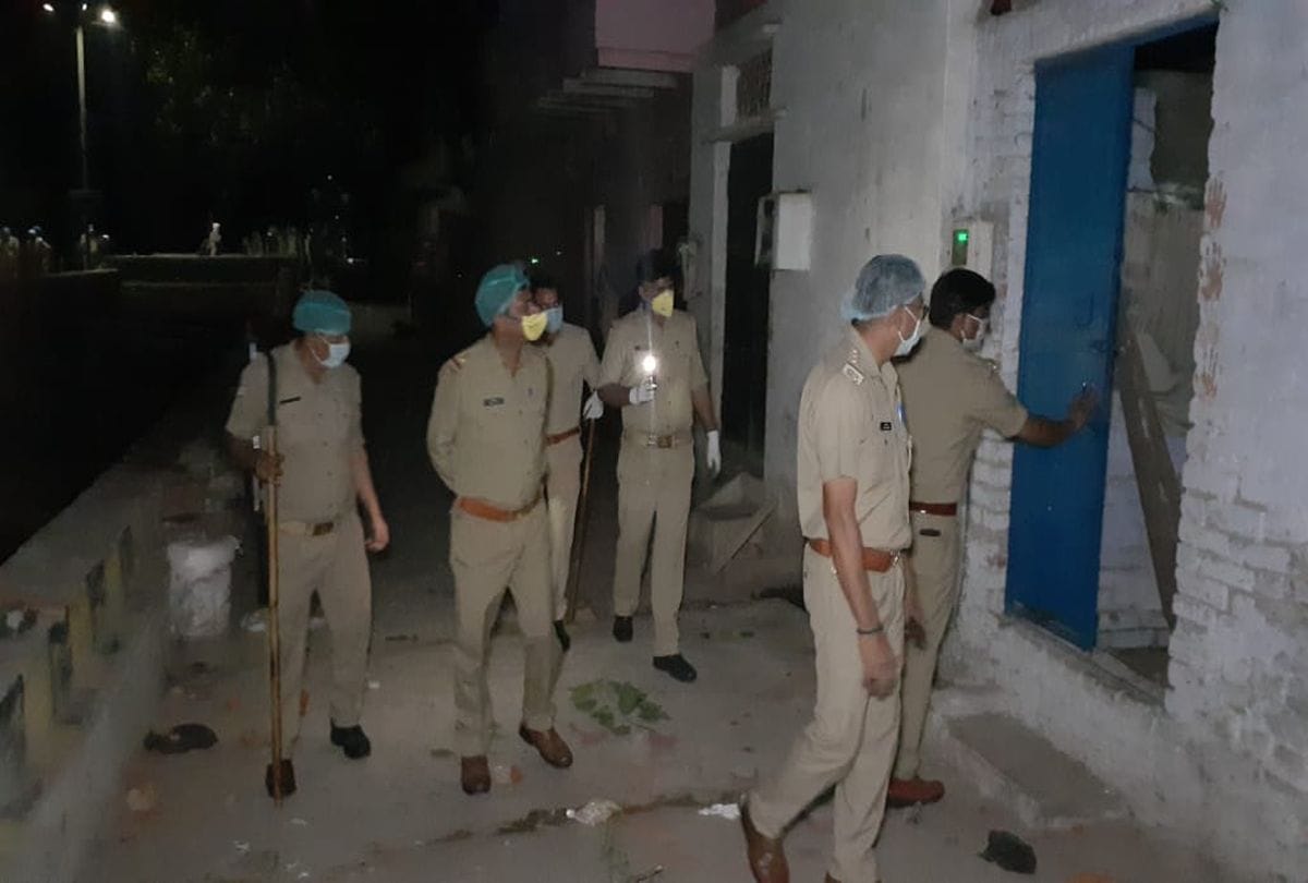 Stone Pelting In Two Groups During Lockdown Crime News