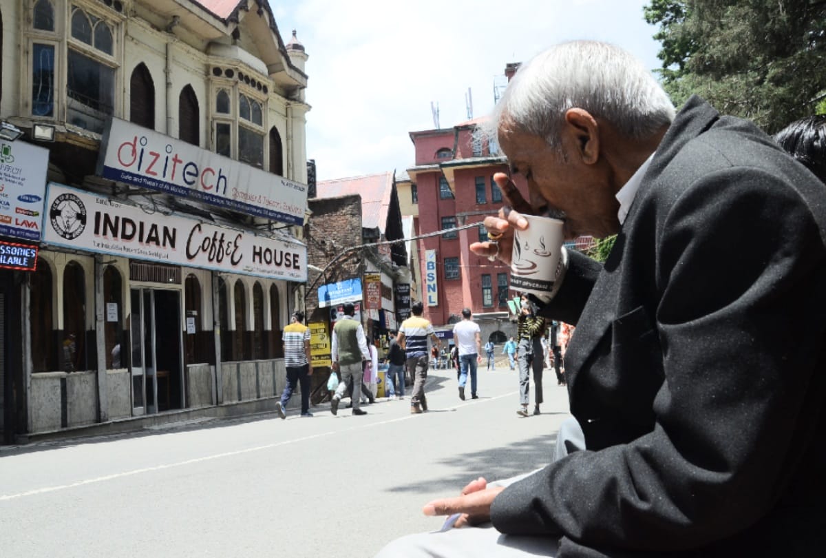 Shimla's coffee house opened after 55 days amid lockdown, PM Modi admire it