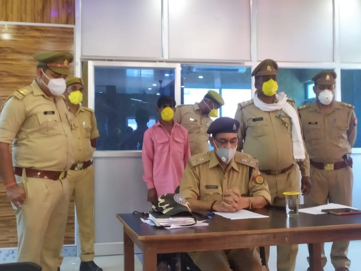 Reward robber of fifteen thousand arrested