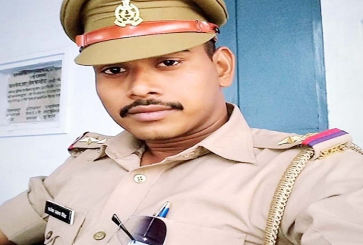 Kannauj: Daroga serving in Corona crisis postponed marriage