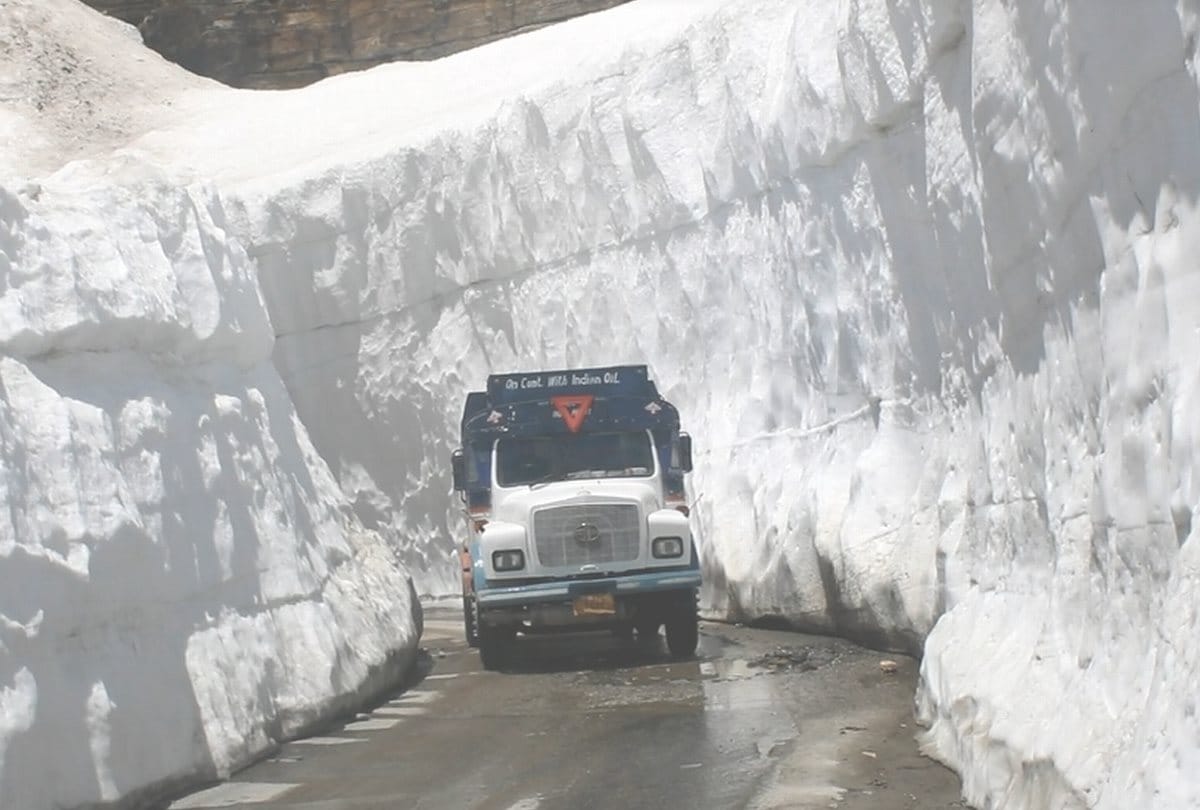 border road organisation team to connect spiti and lahaul soon
