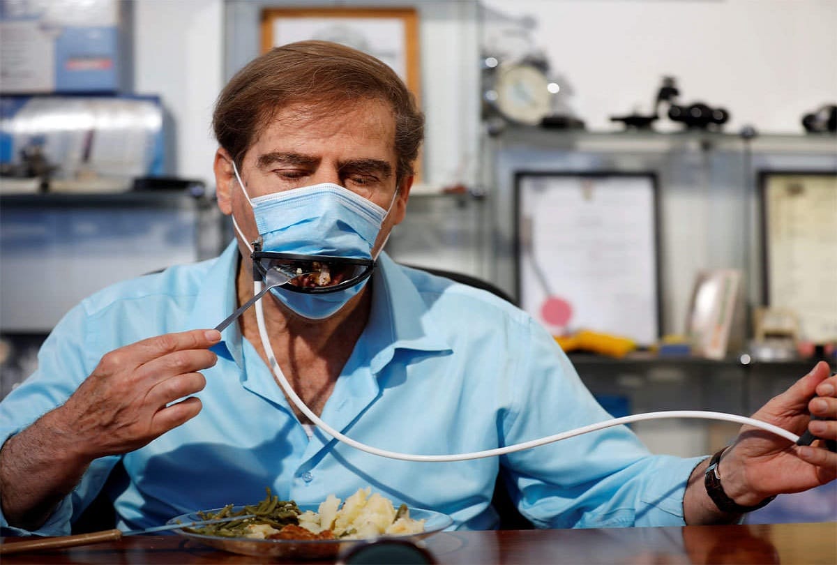 protect from coronavirus new invention face mask open with remote control