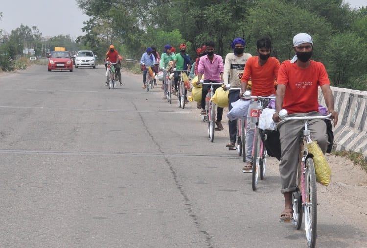 Coronavirus, Lockdown, Migrant Workers Start Tour from Mohali to Bihar on Cycles