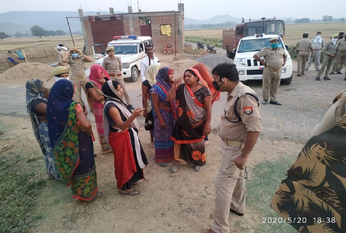 Prayagraj Triple Murder Case There was murder in same dispute in 2014 see photos