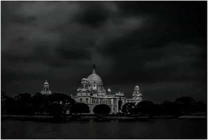 Cyclone Amphan batters Bengal winds over 120 kmph in Kolkata see Photos