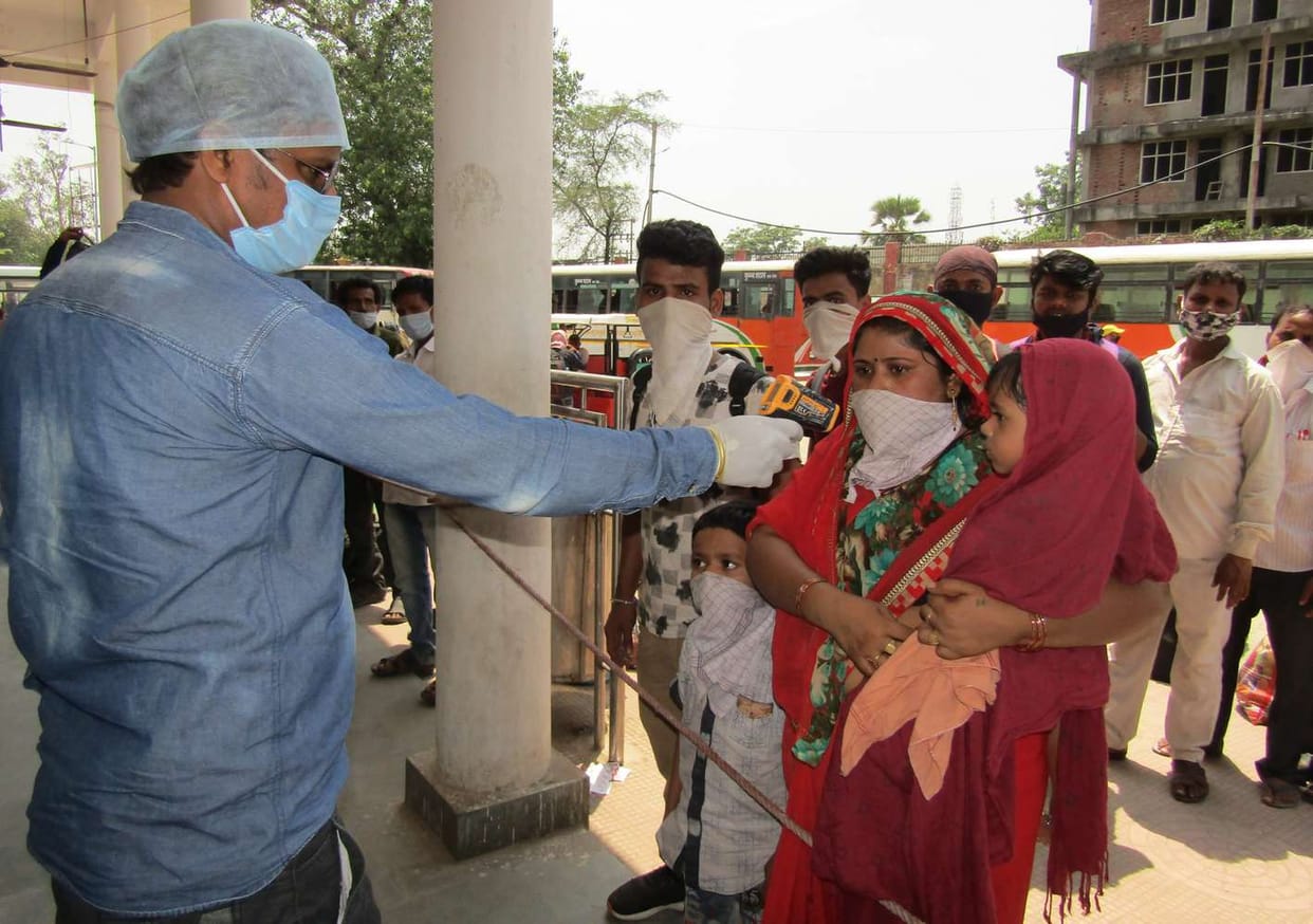 1589 workers reached Ballia by three trains