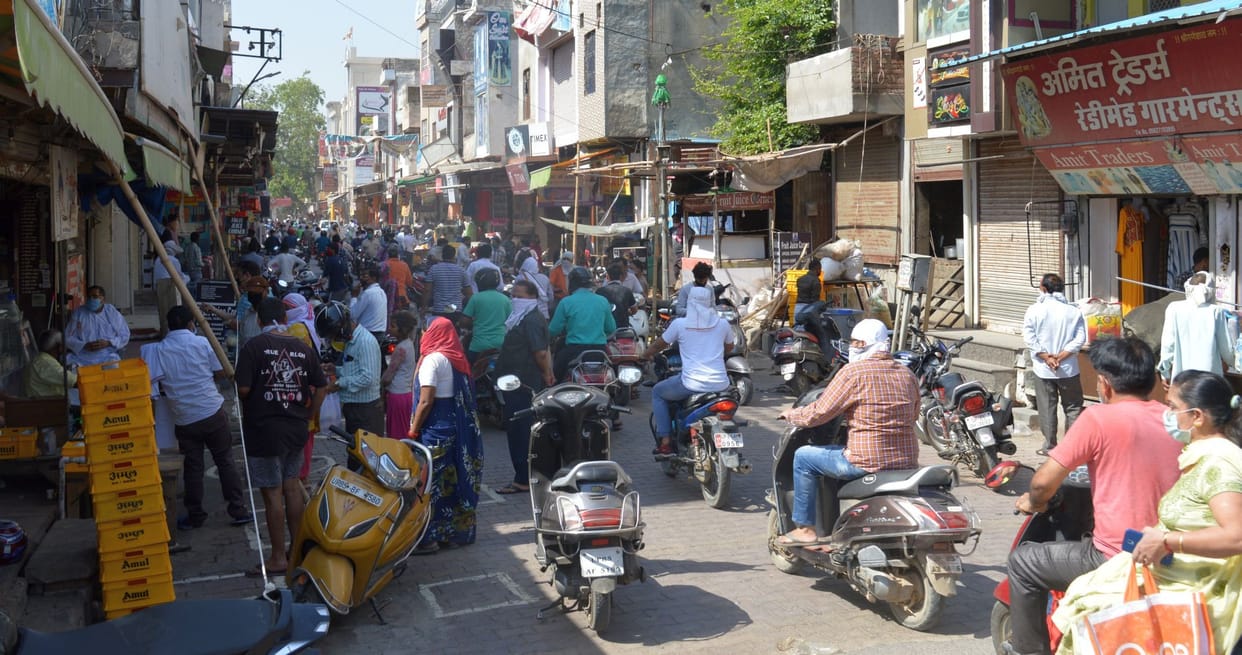 lockdown, open, market, croud, shope, mathura