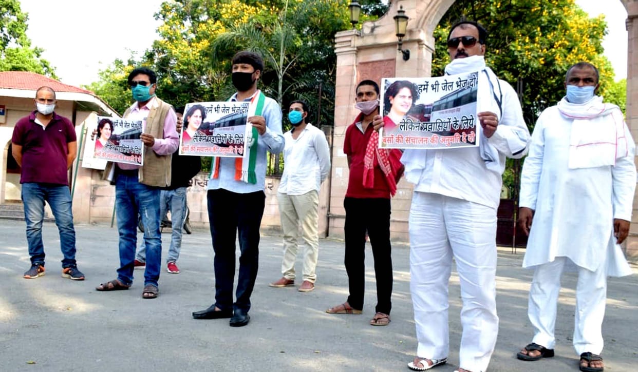 congressmen protested when buses were not allowed to operate