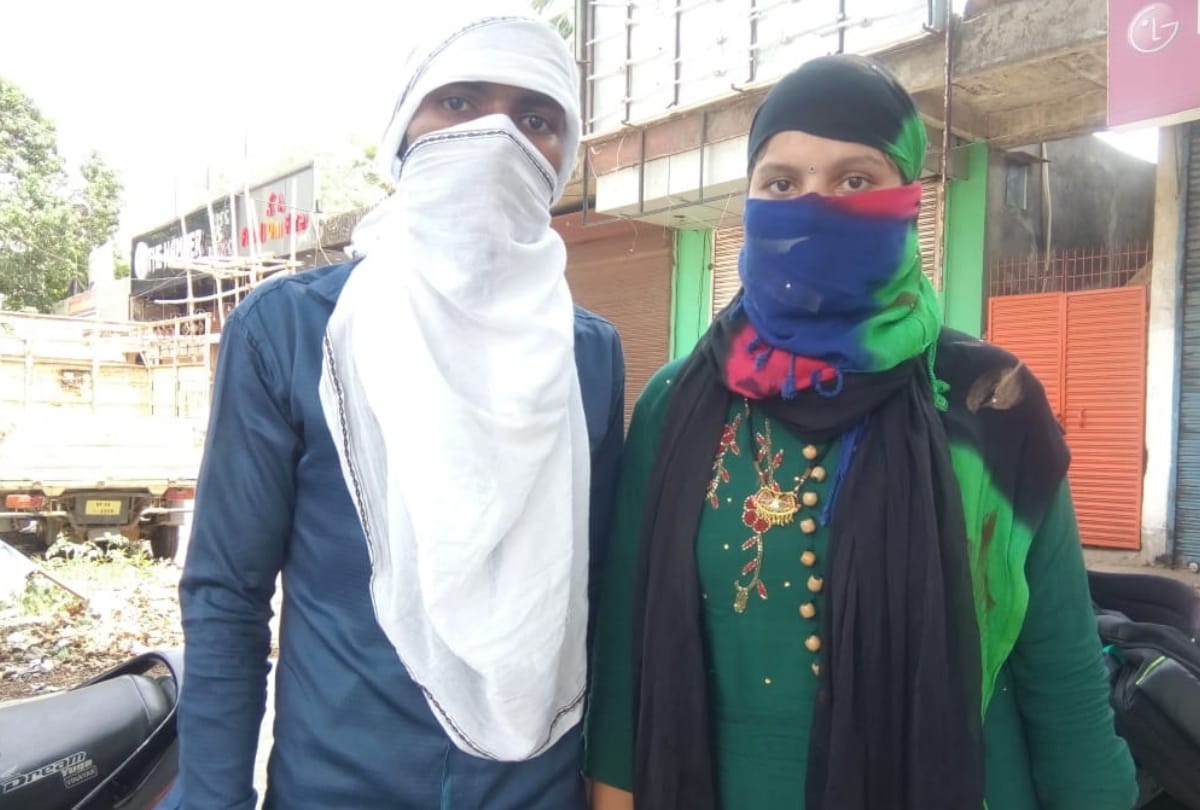 Married couple reach ssp office for protection in Gorakhpur