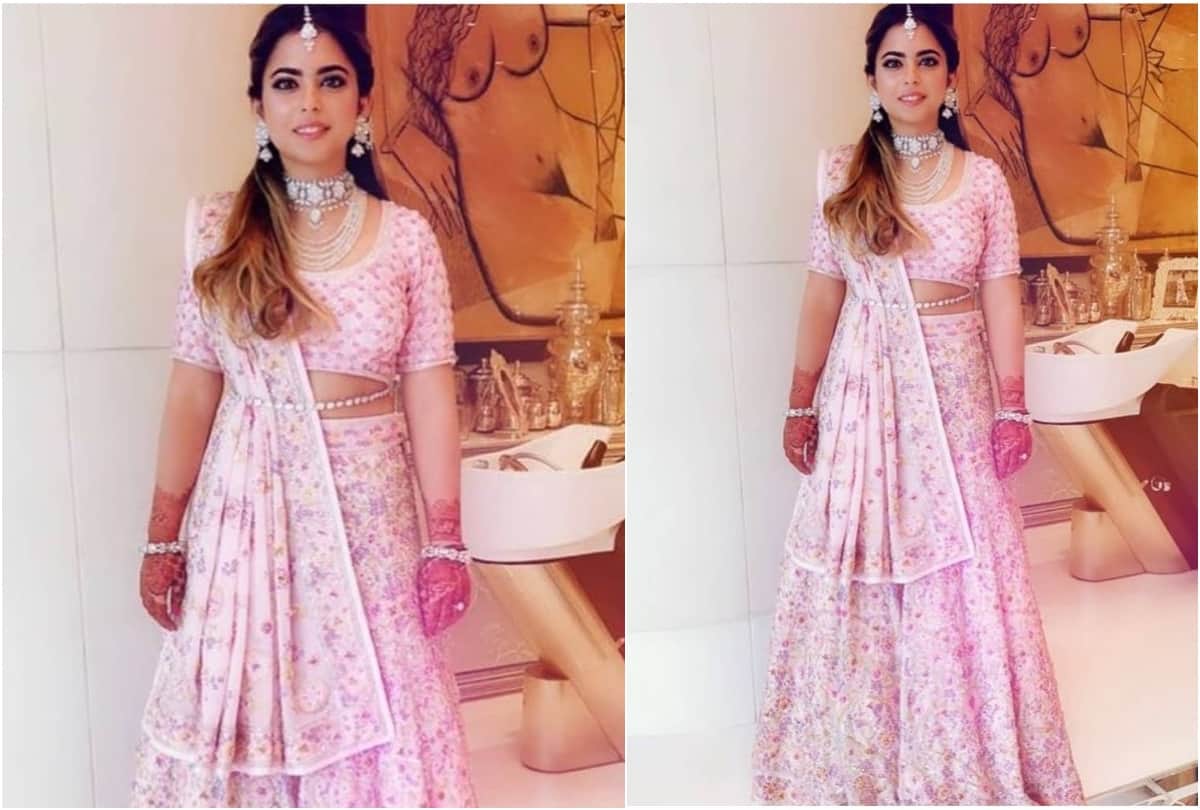 rare picture of isha ambani and shloka mehta in beautiful abu jani sandeep khosla outfit
