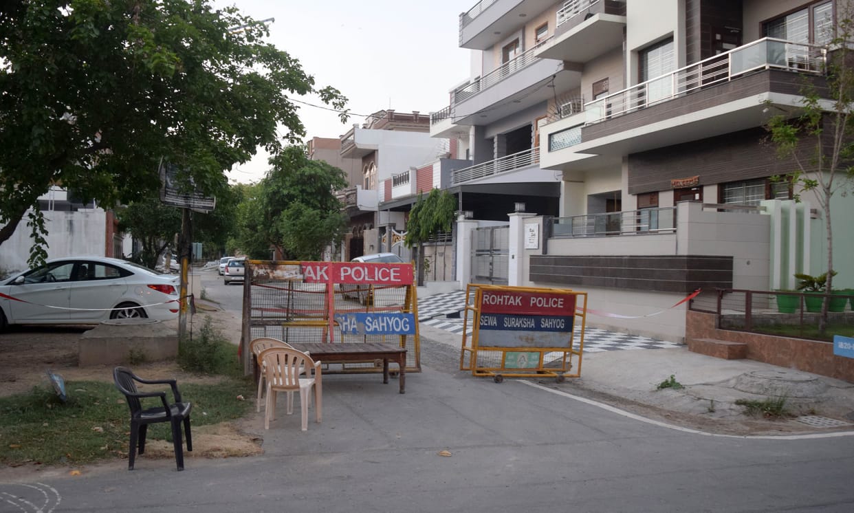 Sector-2 teacher and Nayabans firemen found in Delhi for cancer treatment found infected
