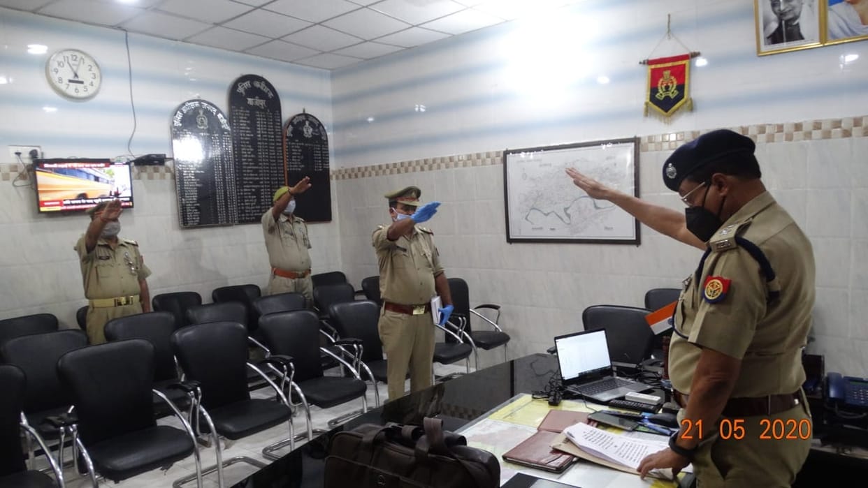 sp given sworn to police staff
