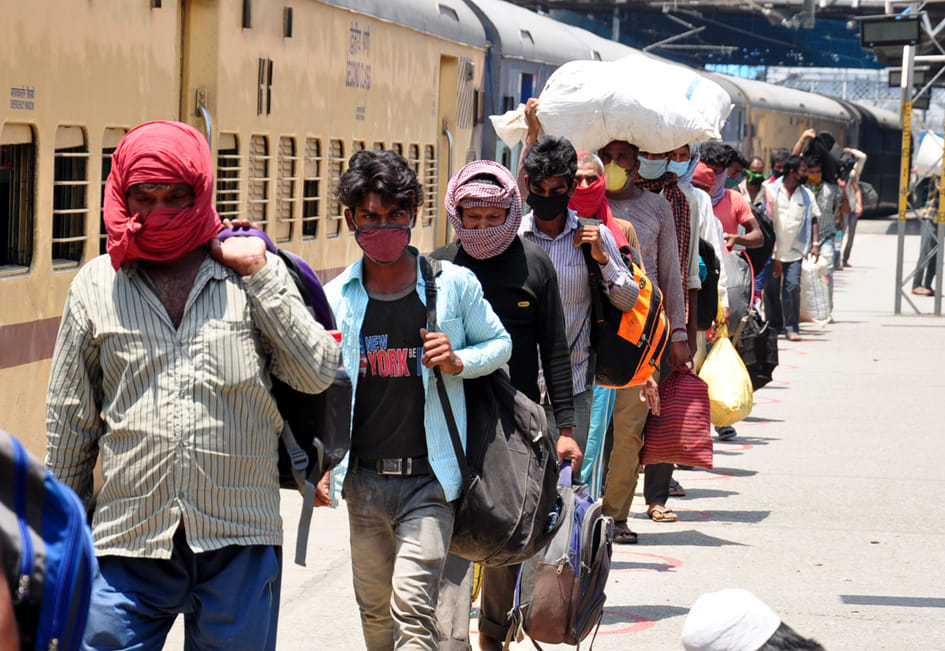 More than four thousand workers left special trains