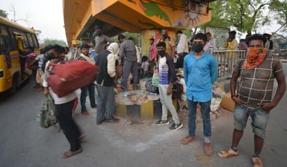 In Prayagraj, the laborers told what is the pain, wish that only after reaching Dehri came out