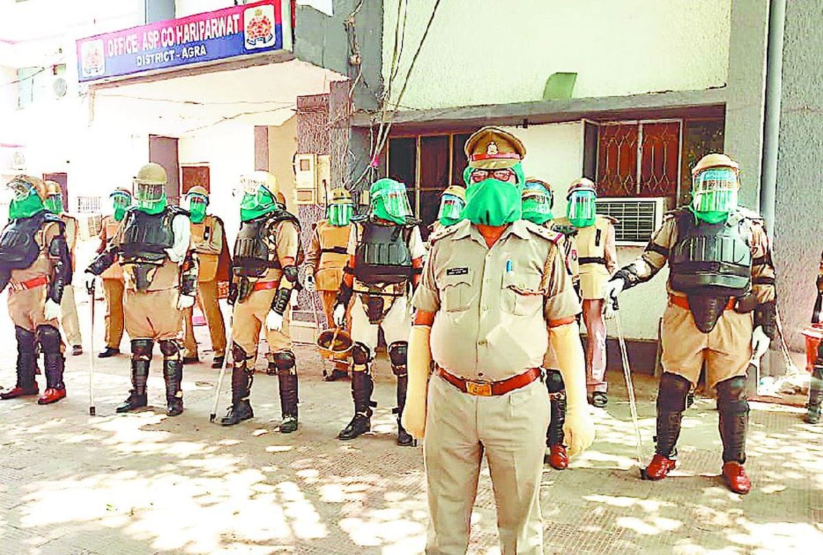 Rapid action team will act against the protesters amid lockdown in agra