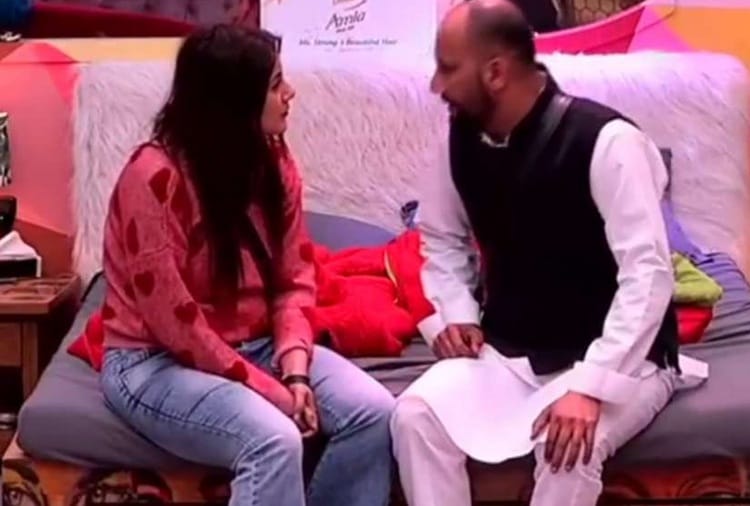 Bigg Boss 13, Rape Case against Shehnaaz Gill Father Santokh Singh Gill, Sukh Pradhan