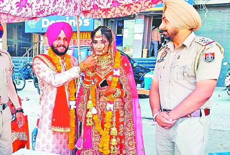 Lockdown, Coronavirus, Unique Marriage by Punjab Police Constablee