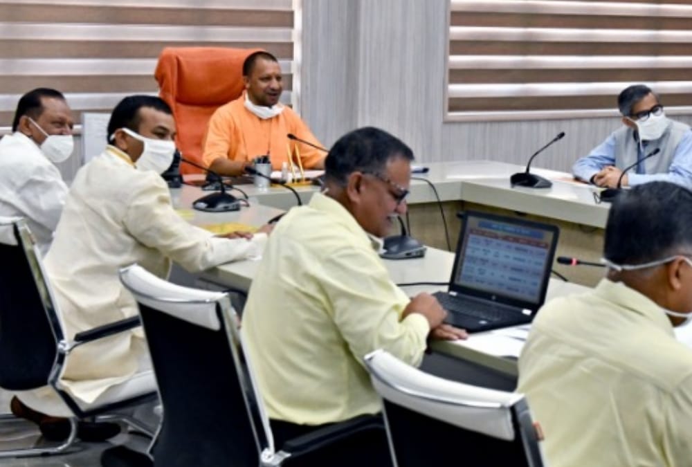 Yogi government will appoint banking correspondent sakhi in village areas in Uttar Pradesh.