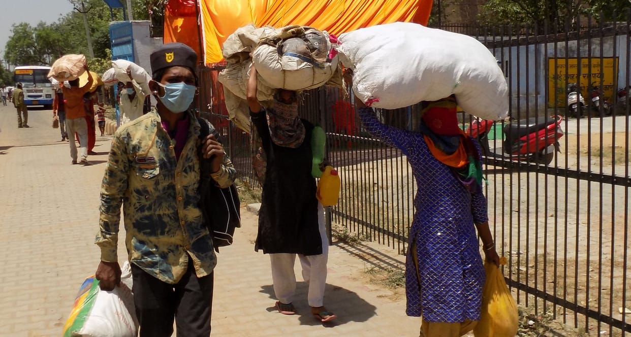Hathras: Migrants coming to the district will be monitored through the app