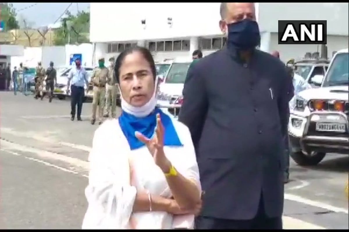 Mamata Banerjee PM Modi Amphan Cyclone News in Hindi:  Mamata Banerjee says, I have never seen such destruction