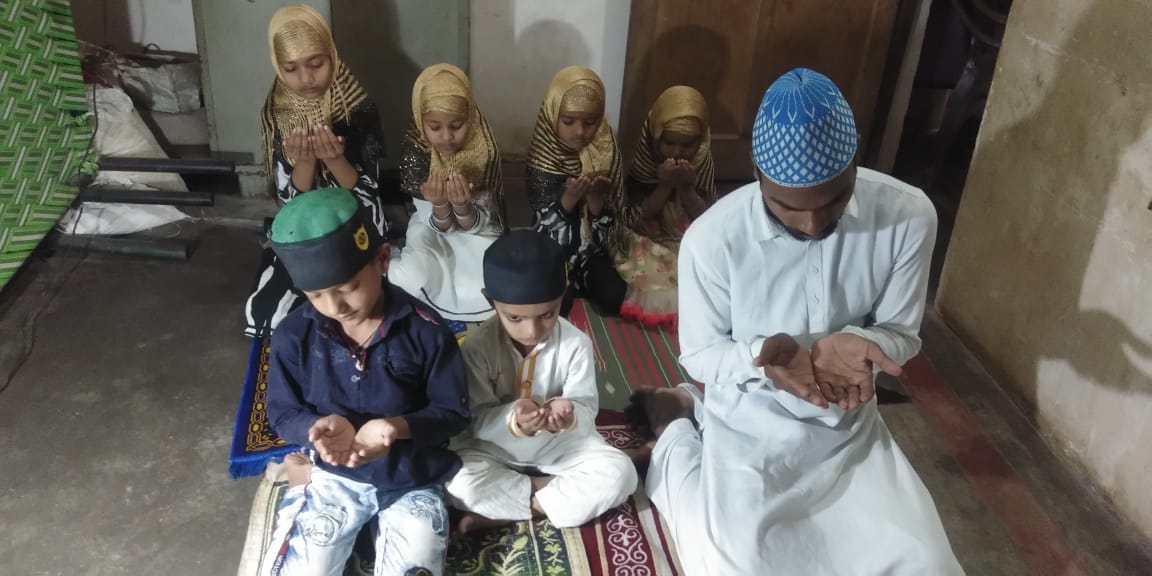 People performed prayers in homes