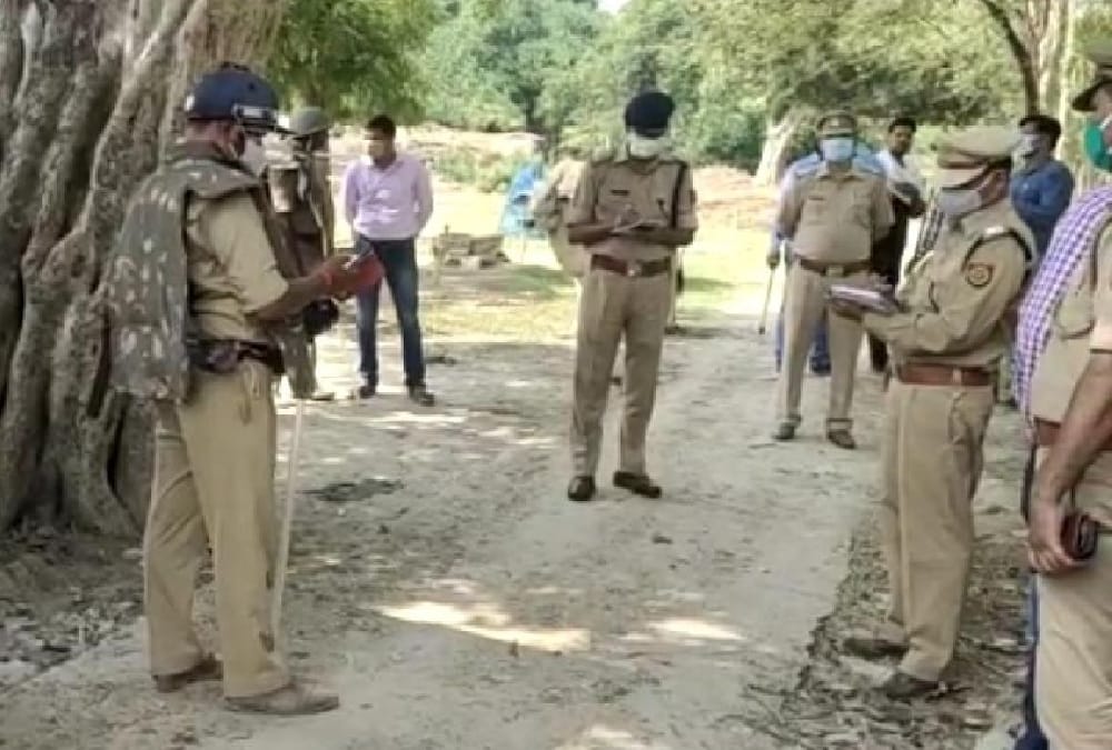 Stone pelting for not allowing Namaz in Bahraich.