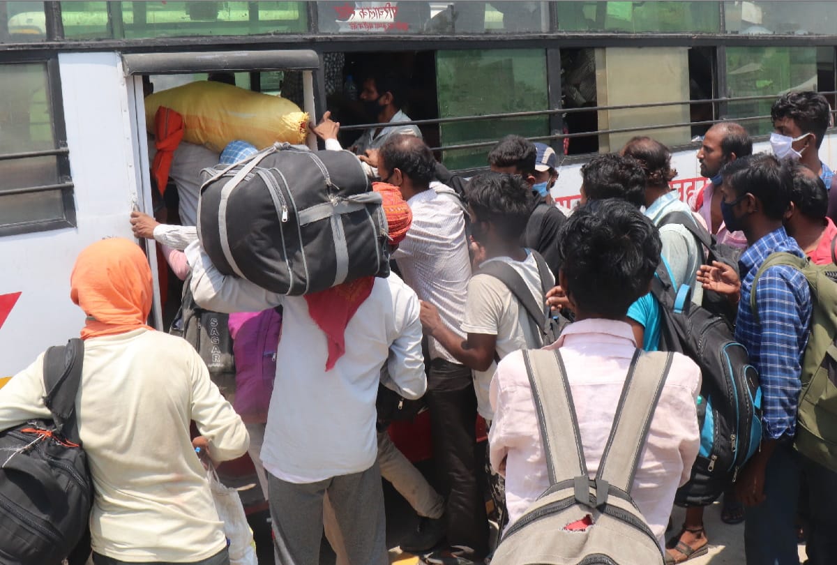 migrant workers arrived in gorakhpur junction by shramik special