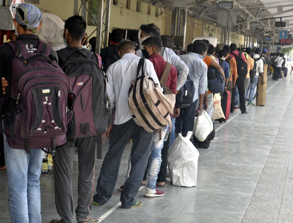 3080 passengers landed at the station