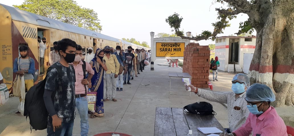 3518 migrants arrived Azamgarh by train and 3366 workers by bus