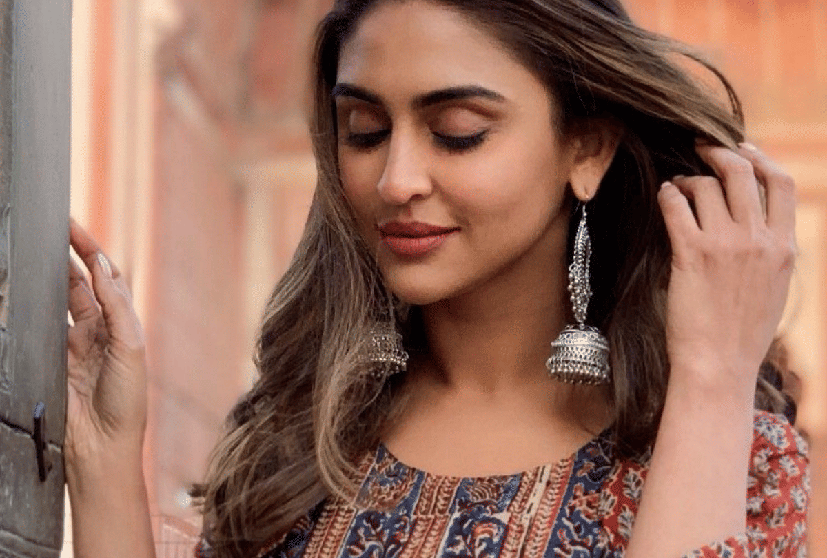 Surbhi Jyoti to Nia Sharma: These TV actresses charge huge amount for an episode