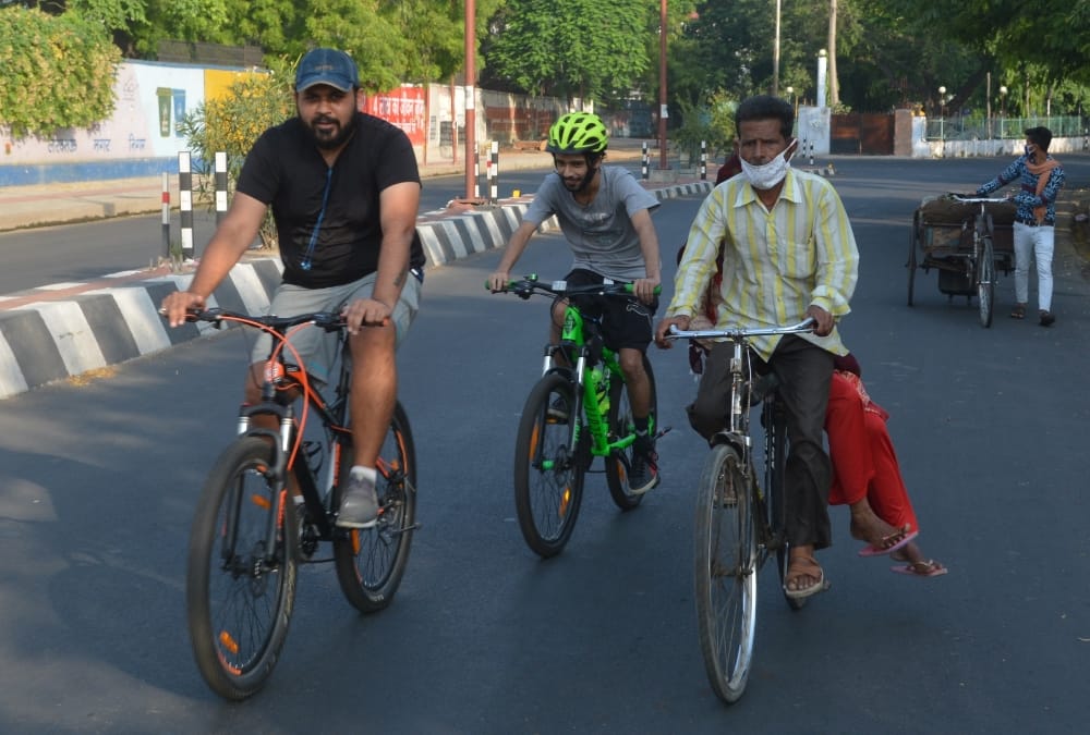 World Bicycle Day 2022 craze for cycle increased in Banaras varanasi someone is passionate about riding or health