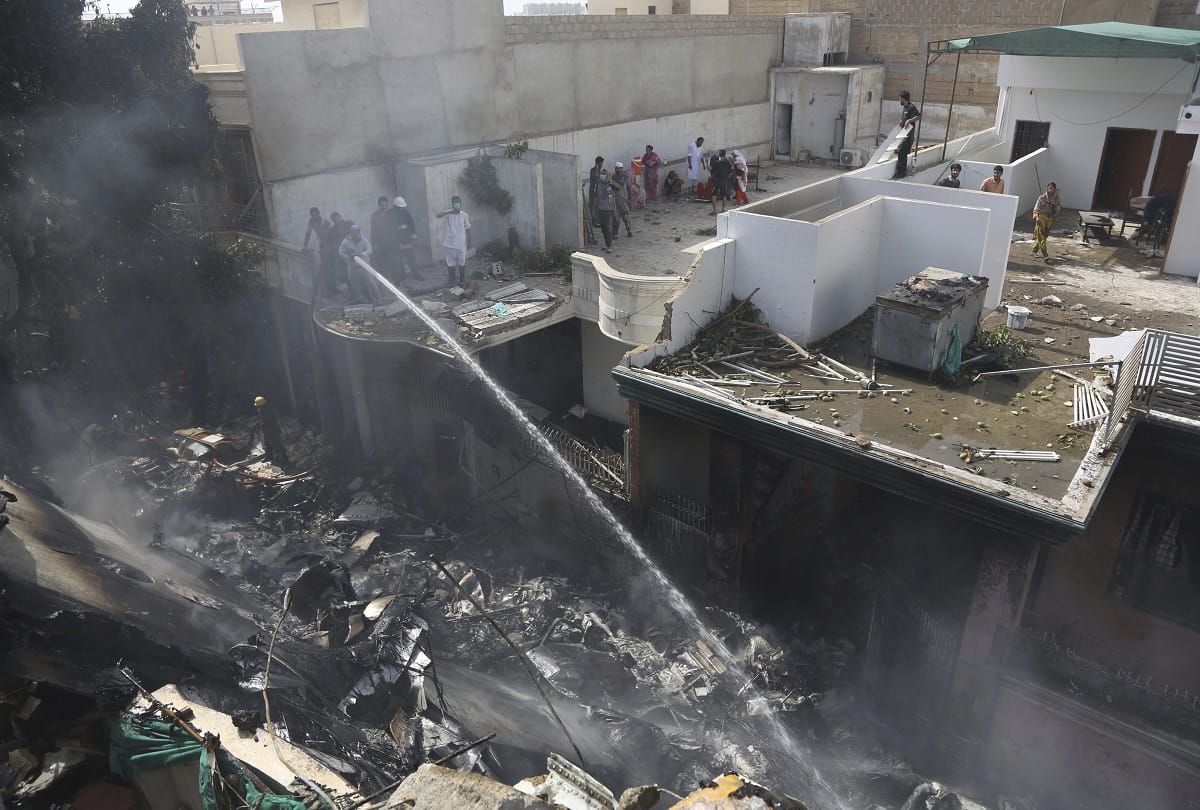 Pakistan Plane Crash: Children were also in the plane, This is the complete list
