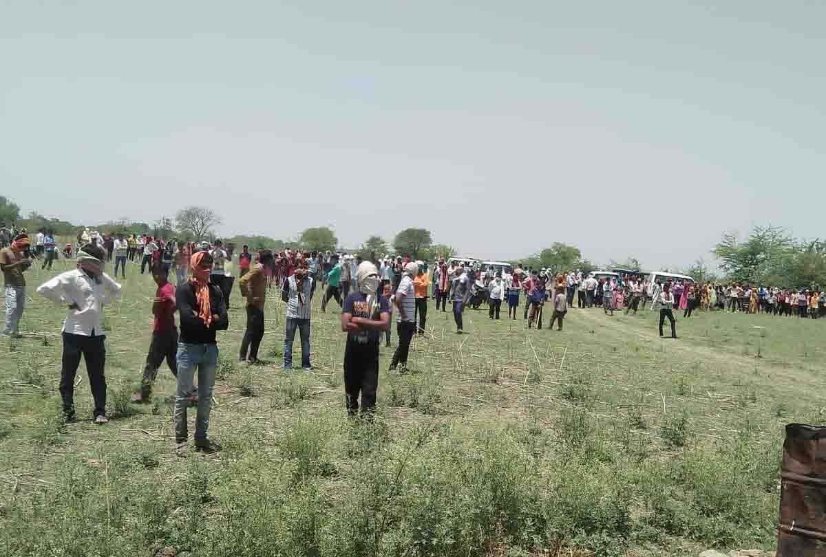 Girl brutally murdered, report on SP leader