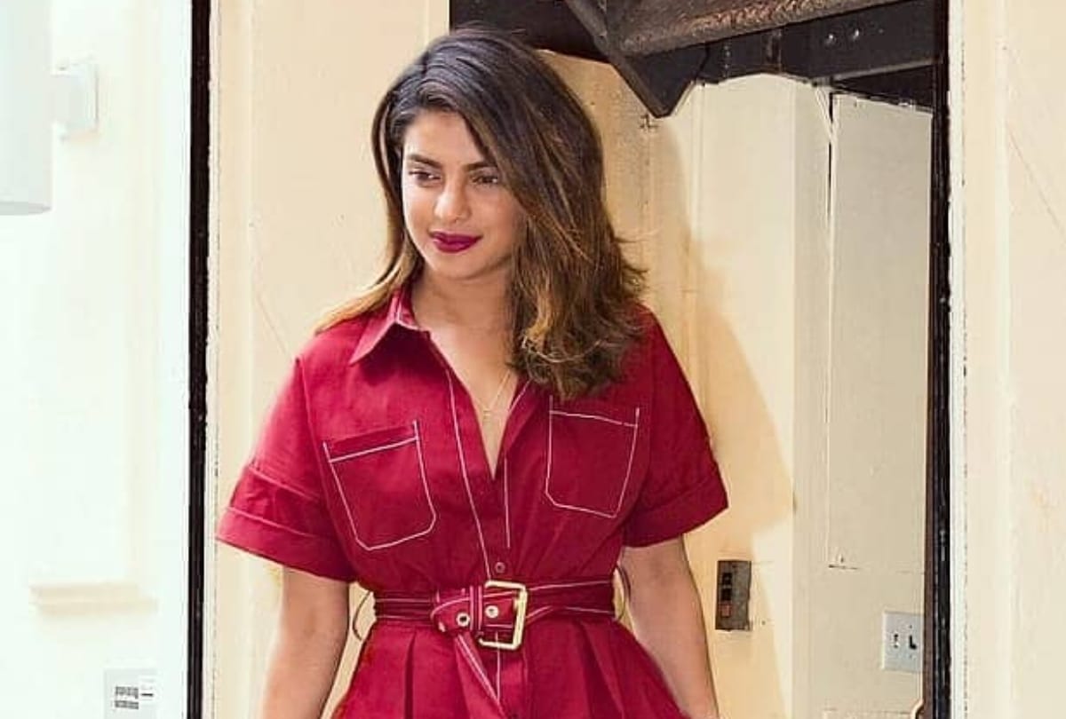 Priyanka Chopra Latest Red Swimsuit Photos Enjoying with Husband Nick Jonas In London