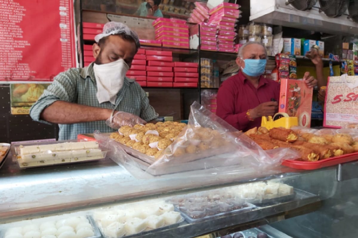 Meerut, Uttar Pradesh Lockdown 4 Latest News Update Today, More shop open in all district of Western UP in lockdown at today