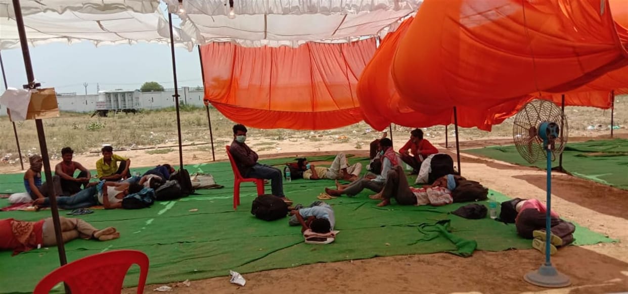 Hathras: 14,796 migrants sent to their districts