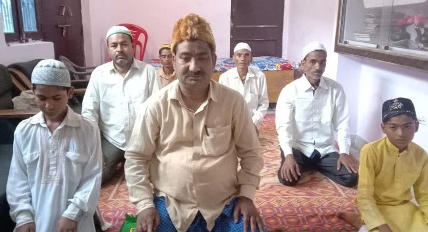 Hathras: Prayer for promotion of country and community