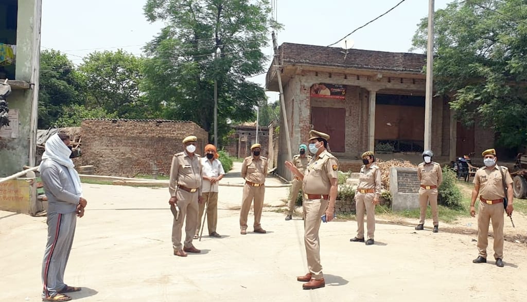Four people sealed after reporting positive on Friday