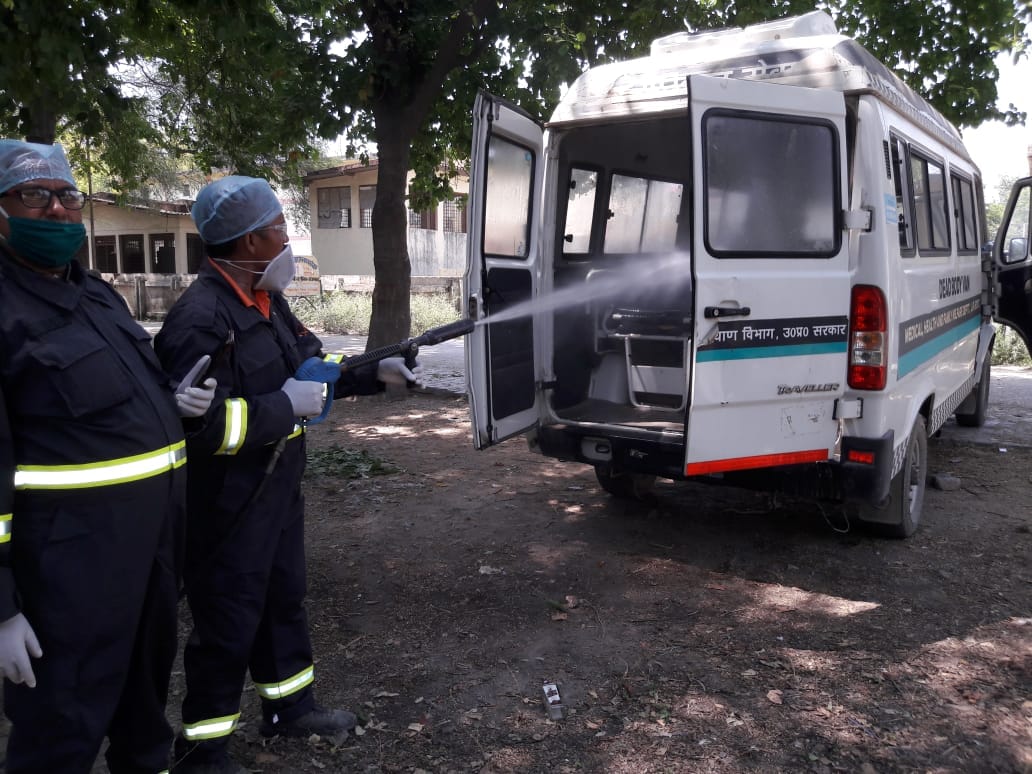 11 ambulance personnel suspected corona in district, quarantine carried out