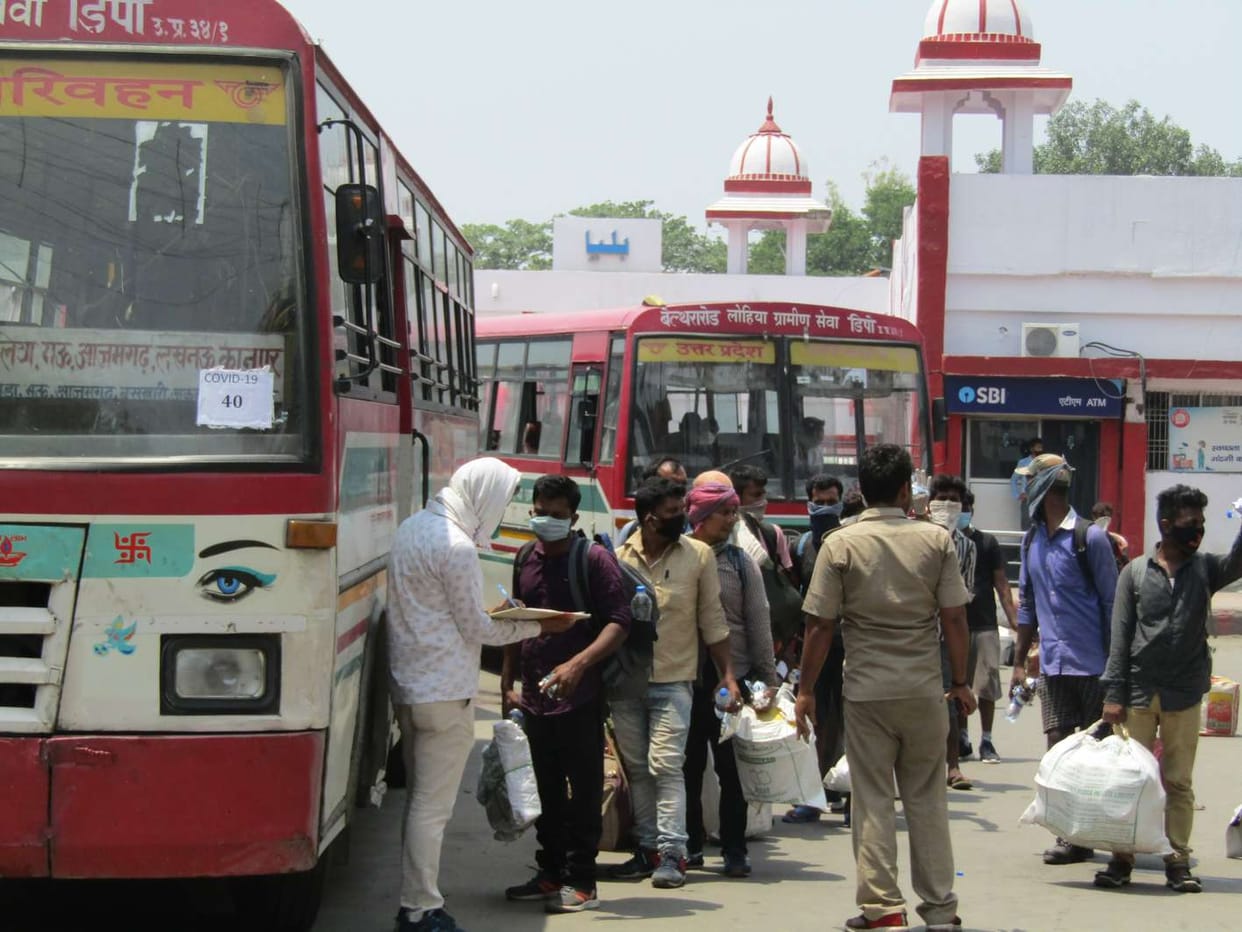 1421 migrant laborers from five trains