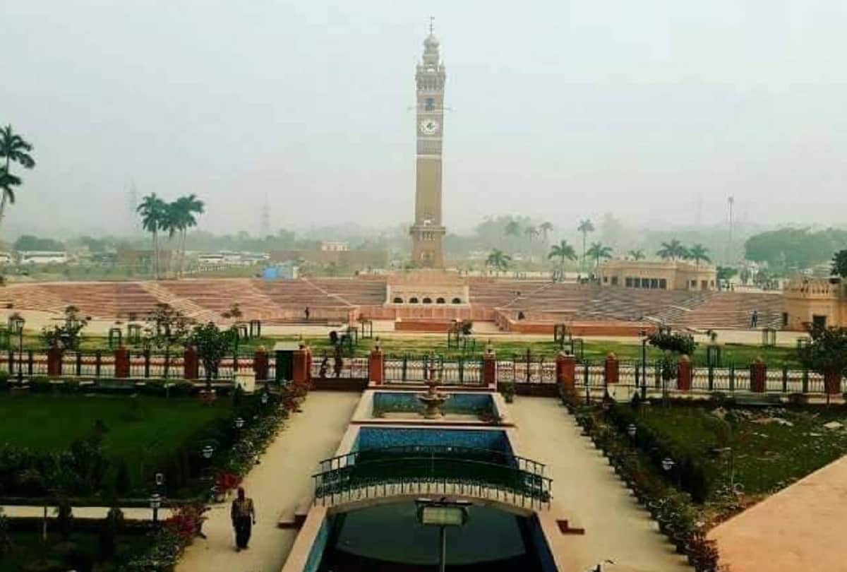 How was the city of nawabs Lucknow named