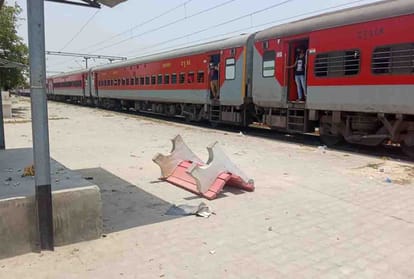 Lockdown: 74 hours of hunger and thirst, migrant workers throw stones in Unnao