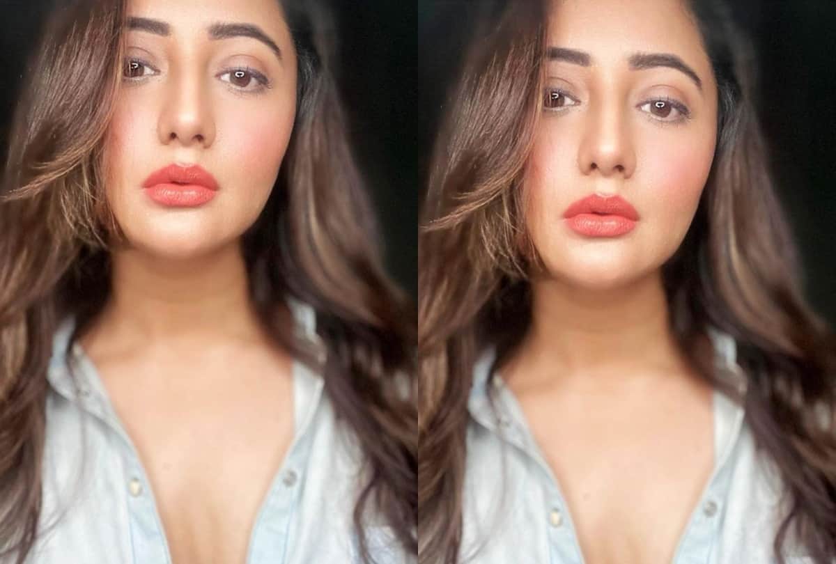 rashmi desai share her photos in bold look with oversized shirt and bralette